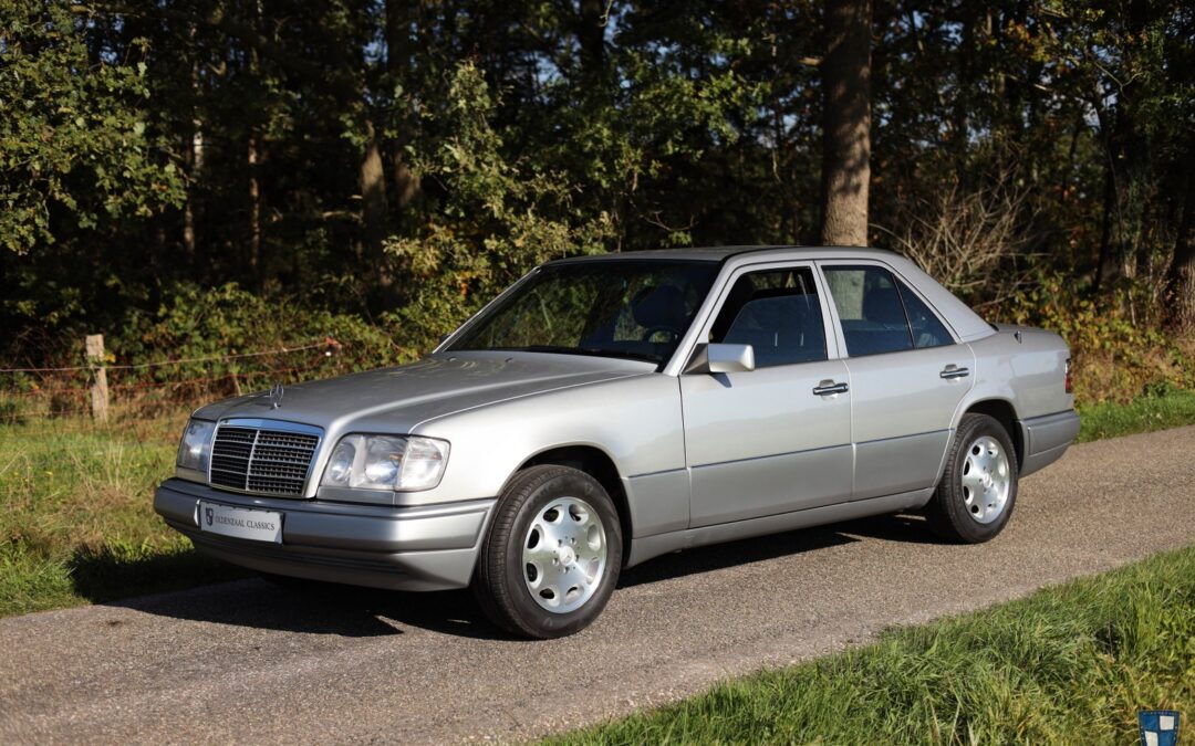 Mercedes Benz E320