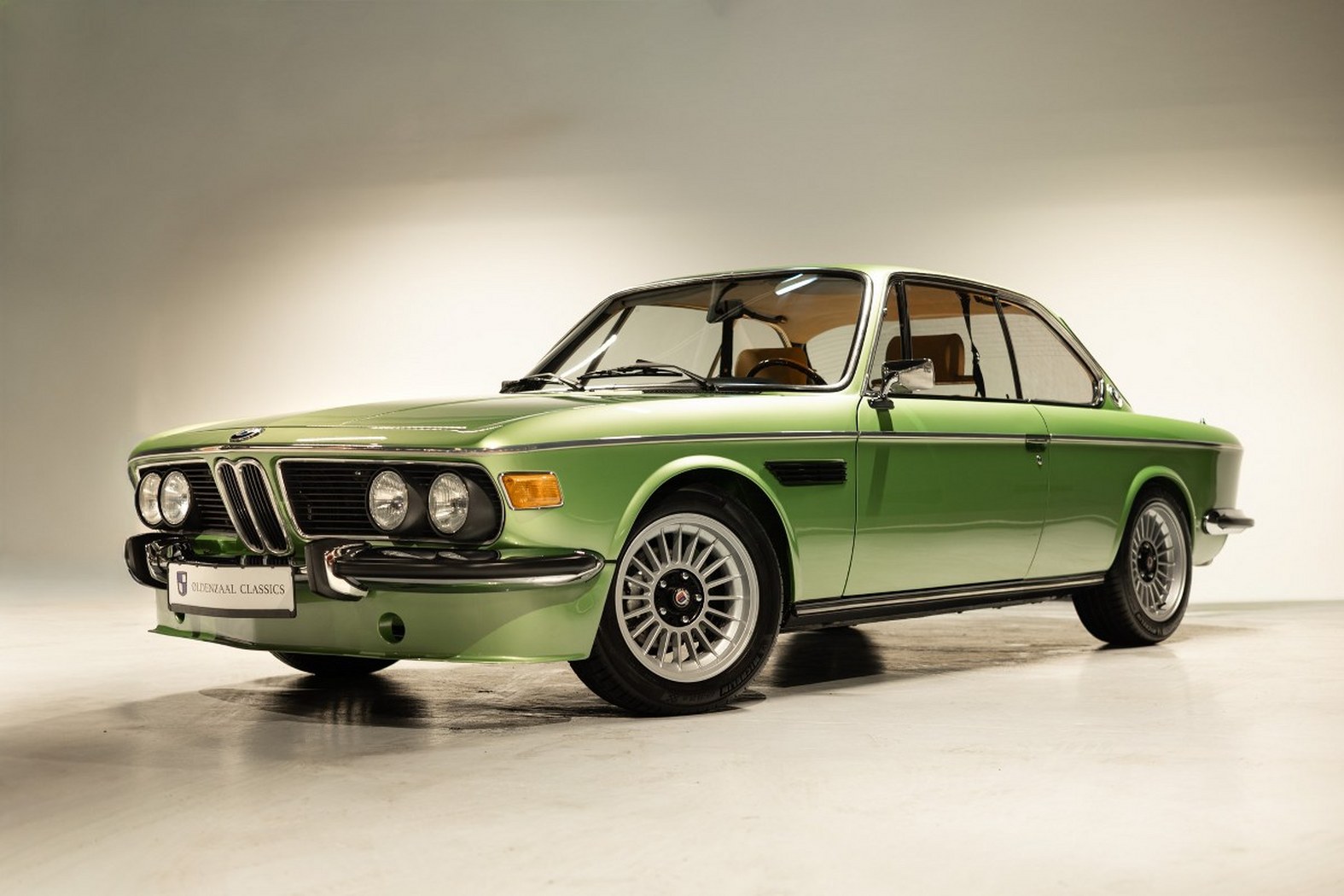 Klassieke auto -  BMW 1602 2002